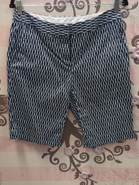 Liz Claiborne Navy and White Patterned Bermuda Shorts